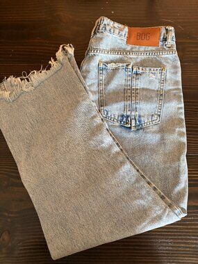 BDG Urban Outfitters Distressed Ripped Knee Jeans Light Wash Size 30 NWT